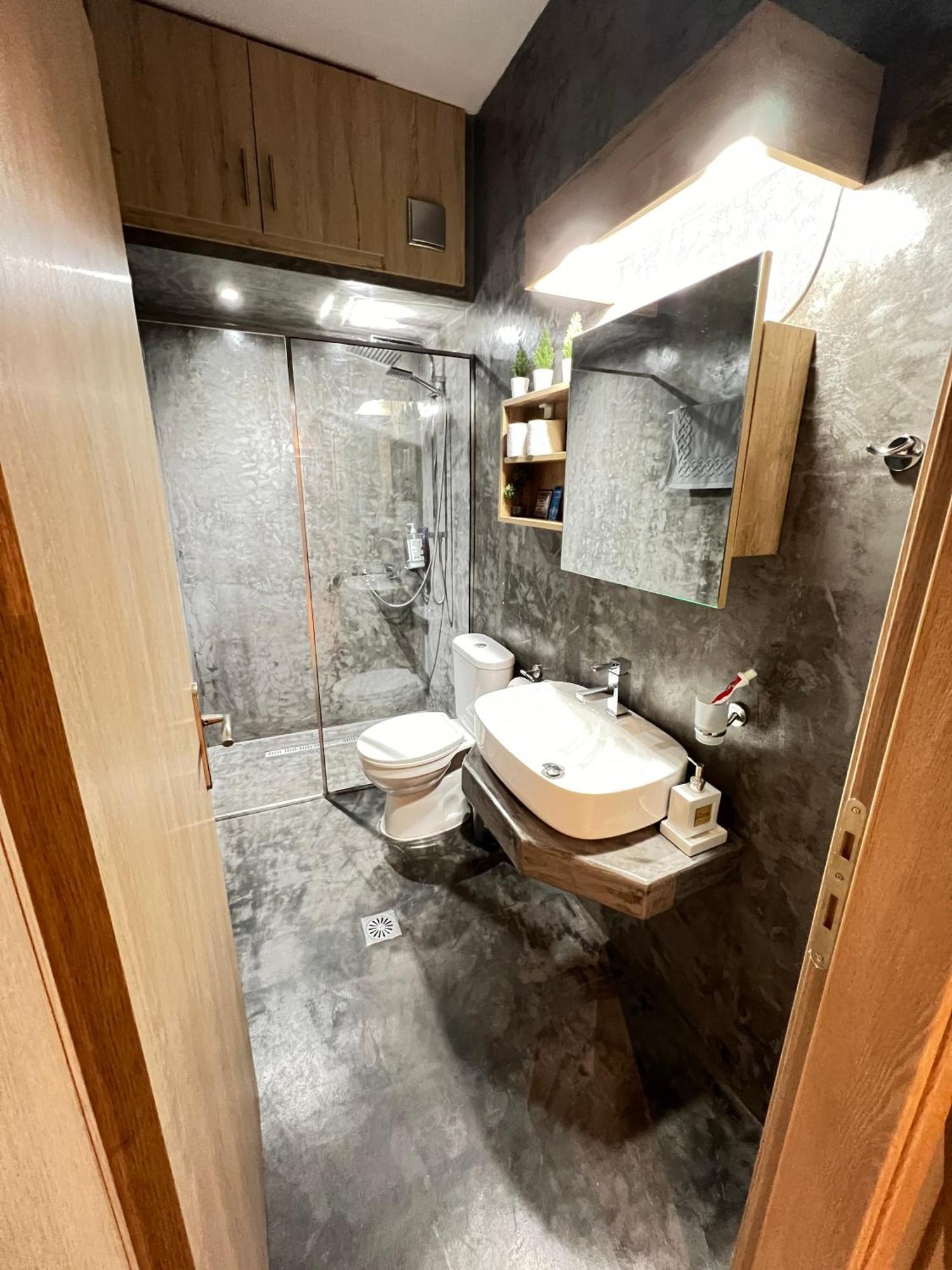 Modern Apartment In The Heart Of The City Alejandrópolis Exterior foto