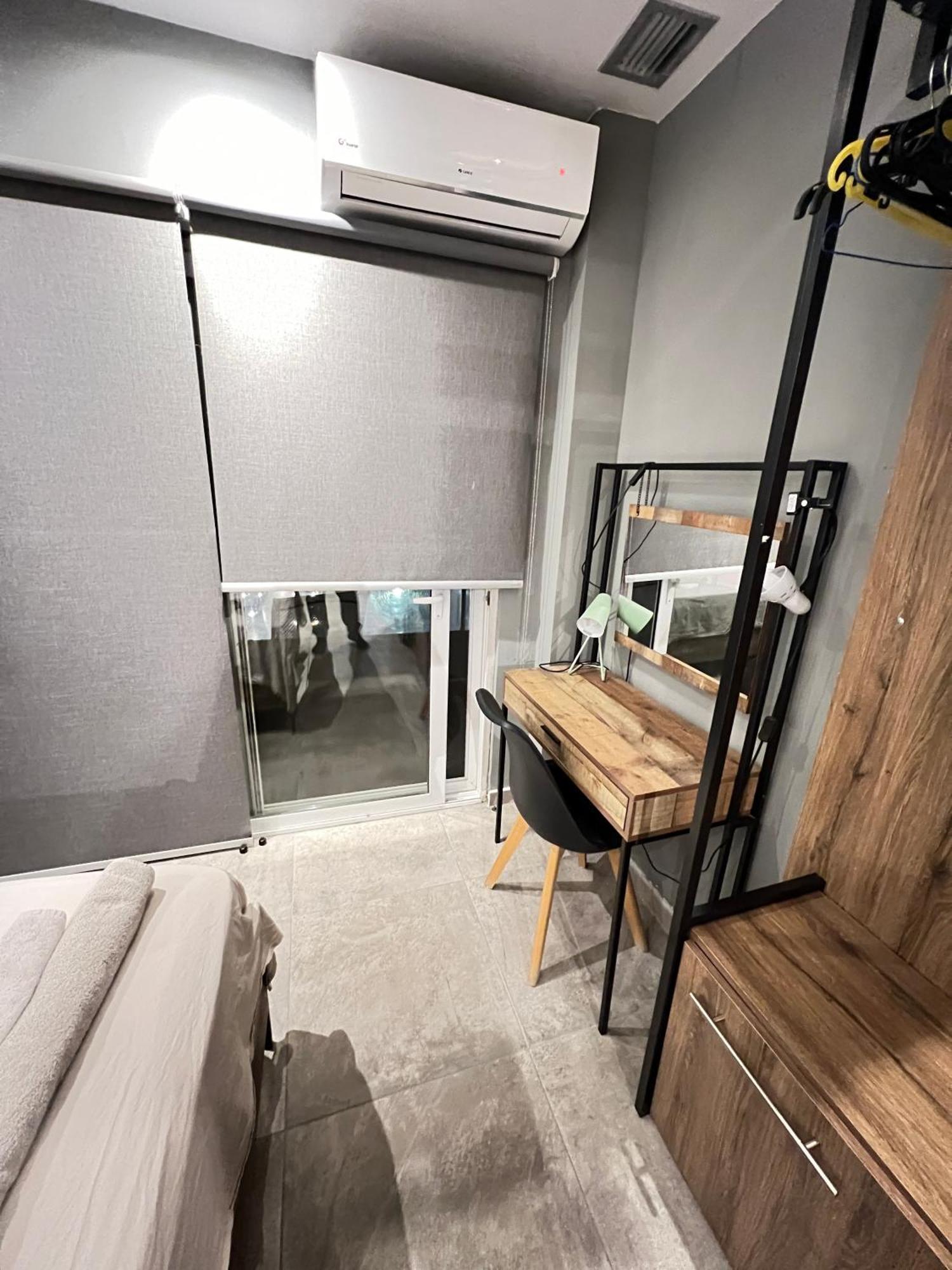 Modern Apartment In The Heart Of The City Alejandrópolis Exterior foto