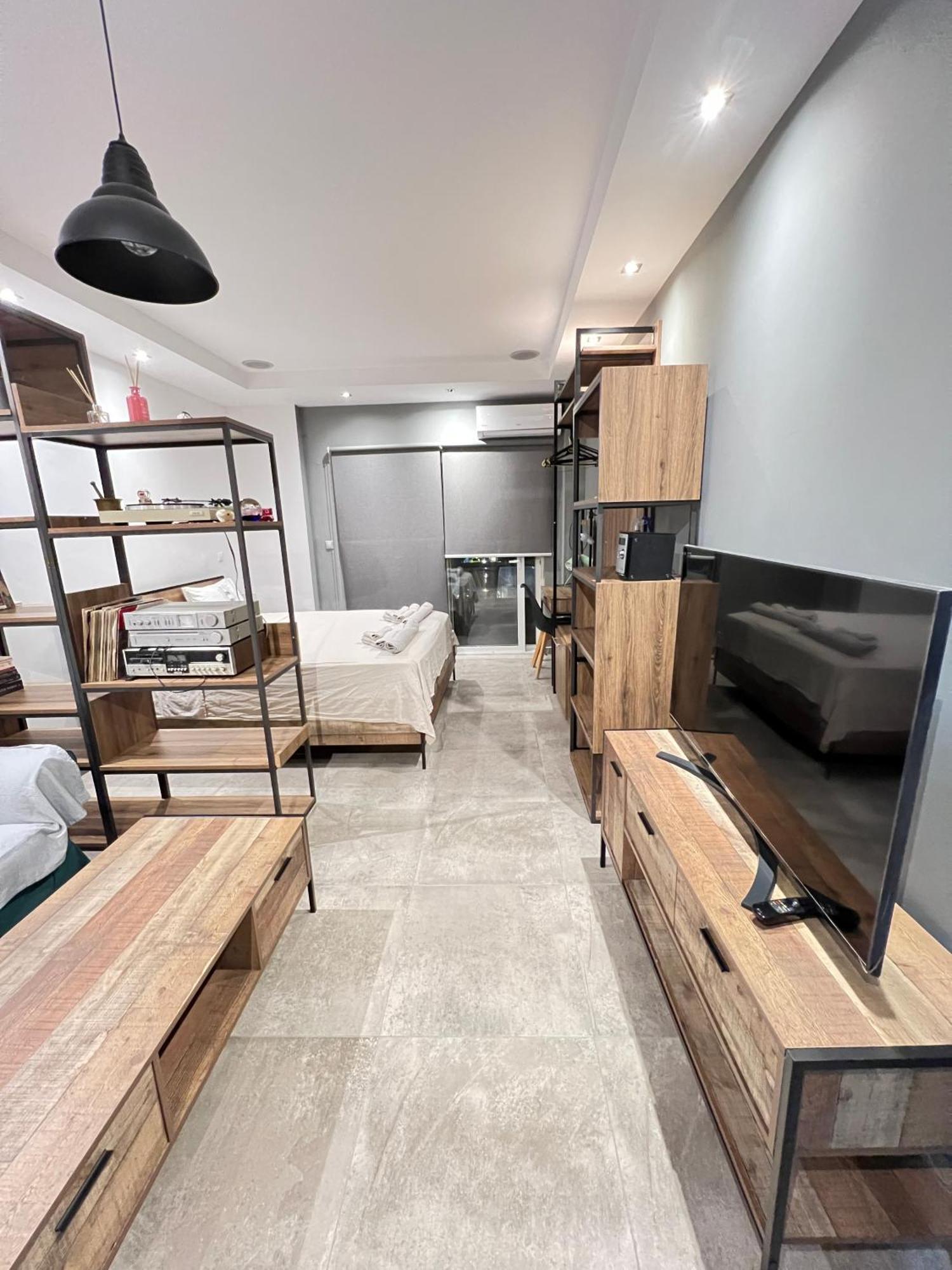 Modern Apartment In The Heart Of The City Alejandrópolis Exterior foto